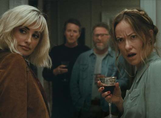 Pozvání na večeři: Penelope Cruz a spol. chystají divoké orgie mezi domovními sousedy | Fandíme filmu