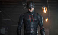 Daredevil: Znovuzrození – Trailer pro zbytek druhé série je patřičně brutální | Fandíme filmu