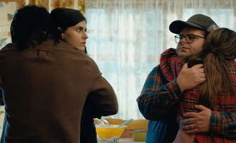 Couples Weekend: Nevěra mezi partnery okoření víkendový výlet v nové komedii | Fandíme filmu