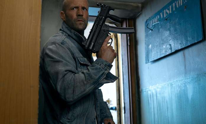 Vzpoura: Statham ve filmu o filmu zdůrazňuje uvěřitelnost akčních scén | Fandíme filmu