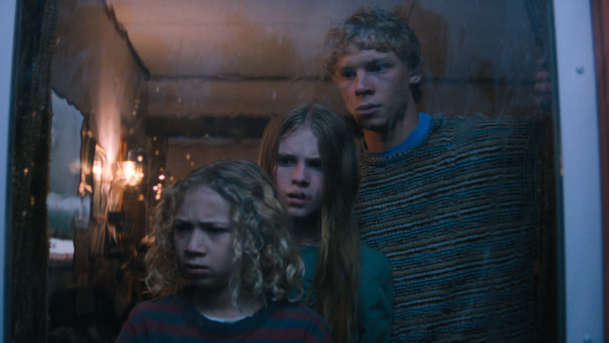 Žraločí smršť: Na Netflix právě dorazila čerstvá novinka se žravými bestiemi | Fandíme filmu