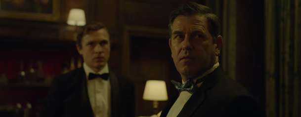 An Enemy Within: V akčním thrilleru musí ženich na svatbě zlikvidovat tchána | Fandíme filmu