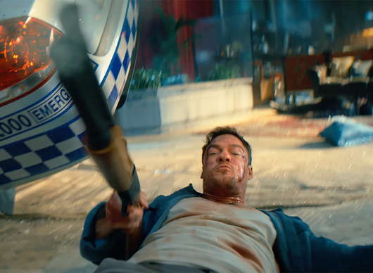 Runner: Zběsilá akční honička s hromotlukem Ritchsonem má první trailer | Fandíme filmu