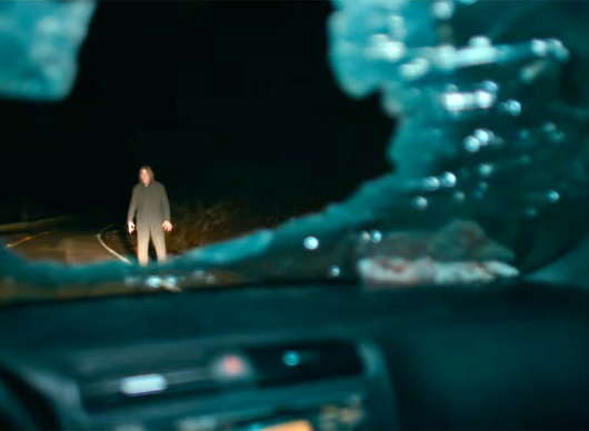 Pasažér: Trailer varuje před hrůzami, které s sebou přináší démonický stopař | Fandíme filmu