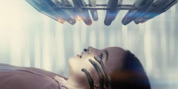 Den odhalení: Mimozemšťané vystrkují prstíky v nové upoutávce | Fandíme filmu