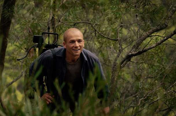 Apex: Na Netflix dorazil napínavý boj o přežití s Charlize Theron | Fandíme filmu