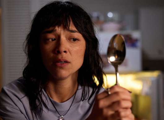 Saccharine: V novém hororu vede ke štíhlosti pojídání lidského popela | Fandíme filmu