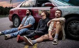 Idiots: Jízda do protidrogové léčebny se v bláznivé komedii zatraceně zvrhne | Fandíme filmu