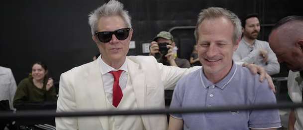 Jackass: Best and Last – Parta sebevrahů si ještě jednou ubližuje pro divácké potěšení | Fandíme filmu