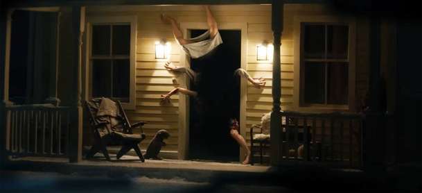 Resident Evil: Podívejte se na české ulice v prvním traileru hollywoodského hororu | Fandíme filmu