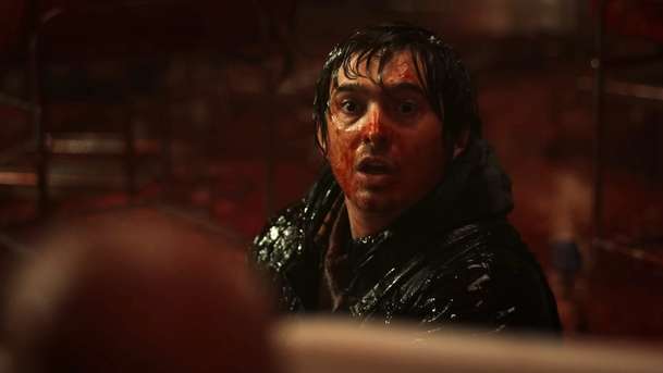 Resident Evil: Podívejte se na české ulice v prvním traileru hollywoodského hororu | Fandíme filmu