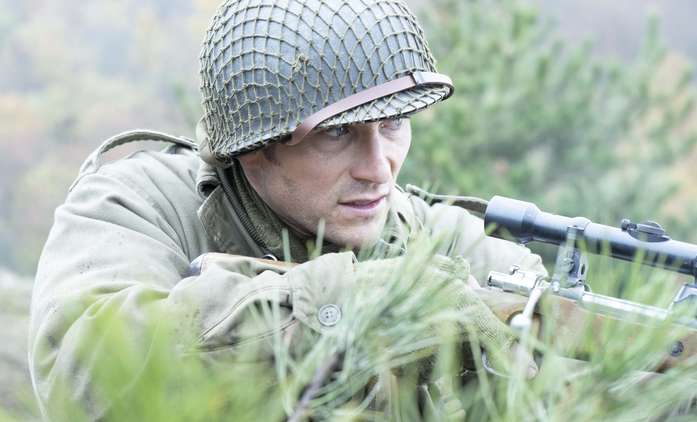 Lucky Strike: Scott Eastwood bojuje v Ardenách za 2. světové války | Fandíme filmu