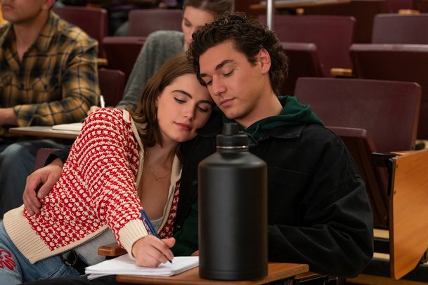 Na vejšce: Nový seriál přináší lásku jako trám s hokejistou | Fandíme serialům