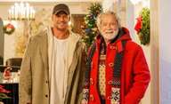 The Man With The Bag: Schwarzenegger bude letos Santa | Fandíme filmu