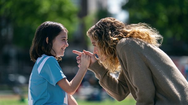 Maximální potěšení zaručeno: Máma z předměstí řeší zločin na vlastní pěst | Fandíme serialům