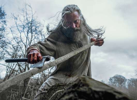 The Death of Robin Hood: Hugh Jackman v nové ukázce přibližuje drsný příběh | Fandíme filmu