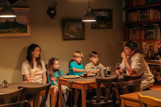 Dovolená v Českém ráji: V nové české komedii se oddech mění ve velkou partnerskou katastrofu | Fandíme filmu