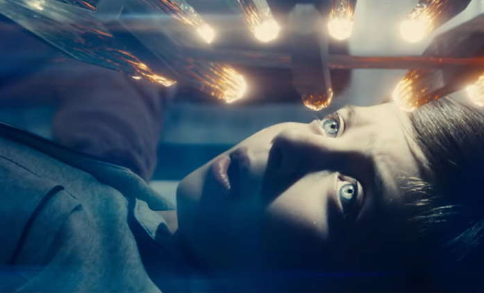 Den odhalení: Finální trailer konečně ukázal mimozemskou tvář | Fandíme filmu
