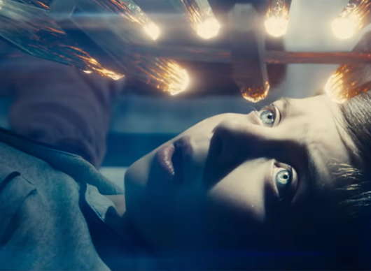 Den odhalení: Finální trailer konečně ukázal mimozemskou tvář | Fandíme filmu