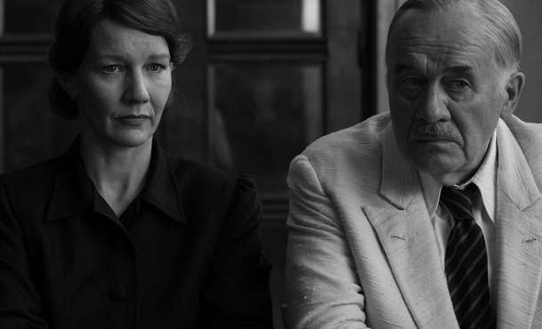 Otčina: Ceněný snímek zve k putování zničeným Německem po 2. světové válce | Fandíme filmu