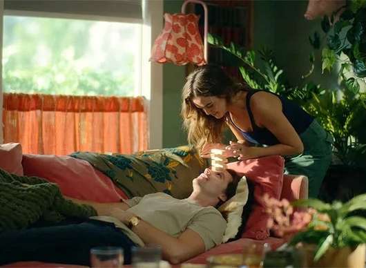 40 Dates and 40 Nights: Hrdinka romantické komedie si dá 40 rande ve 40 dnech | Fandíme filmu