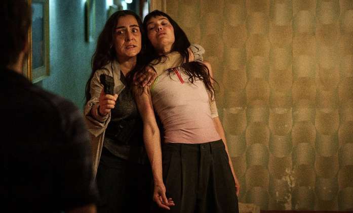 Poznamenaná: V thrilleru od Netflixu jde ženě bez paměti o holý život | Fandíme filmu