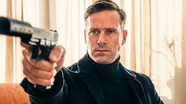Citizen Vigilante: Bohatý Američan si v Chorvatsku hraje na „Batmana“ | Fandíme filmu