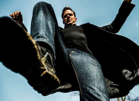 Citizen Vigilante: Bohatý Američan si v Chorvatsku hraje na „Batmana“ | Fandíme filmu