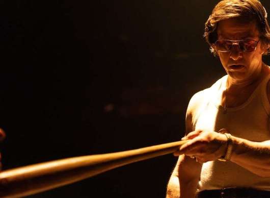 By Any Means: Mark Wahlberg jako mafián likviduje dobytky z Ku Klux Klanu | Fandíme filmu