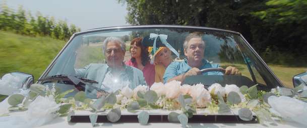 A je to tady zas!: Tvrdohlaví fotříci jsou zpět, aby kazili dětem svatbu | Fandíme filmu