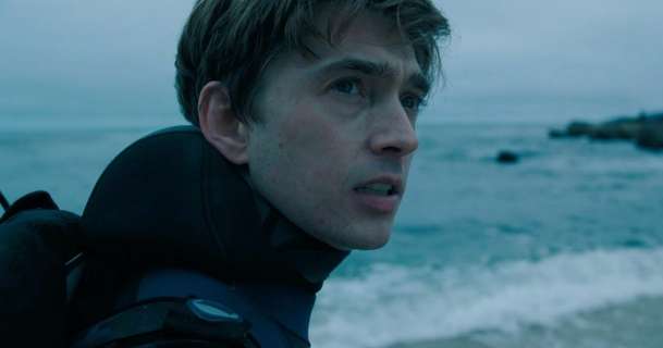 Whalefall: Trailer představuje thriller o muži spolknutém velrybou | Fandíme filmu