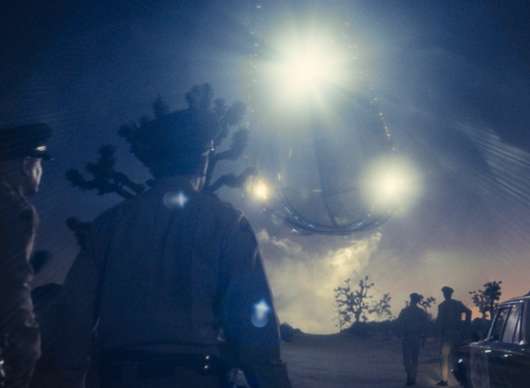 Den odhalení: Chválená Spielbergova sci-fi s mimozemšťany vstupuje do kin | Fandíme filmu