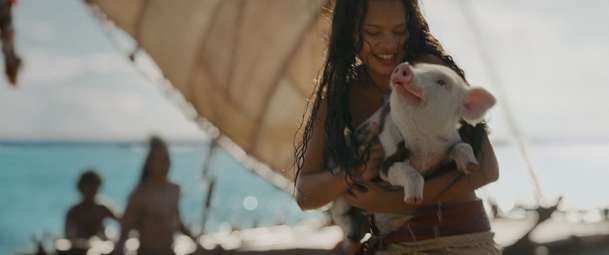 Odvážná Vaiana: Nový trailer zachraňuje hranému filmu reputaci | Fandíme filmu