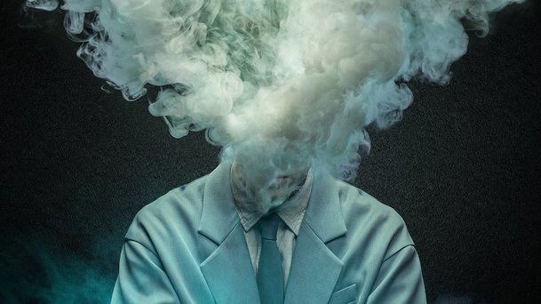 Živá pára: Na Netflix přichází zabiják, jenž se dovede doslova rozplynout | Fandíme serialům