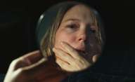 Neznámá: Nenápadný čtyřicátník se probudí v těle Léy Seydoux | Fandíme filmu