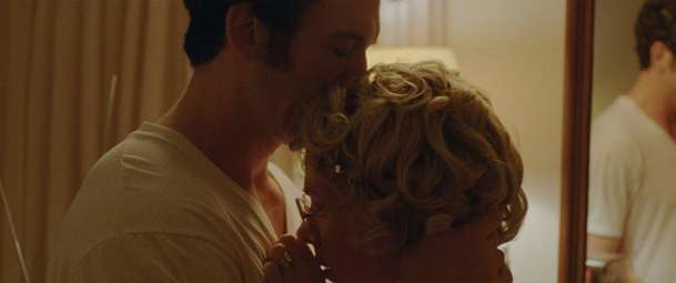 Papírový tygr: Adam Driver a Scarlett Johansson v řízné kriminálce laškují s podsvětím | Fandíme filmu