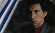 Papírový tygr: Adam Driver a Scarlett Johansson v řízné kriminálce laškují s podsvětím | Fandíme filmu