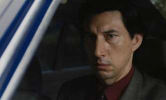 Papírový tygr: Adam Driver a Scarlett Johansson v řízné kriminálce laškují s podsvětím | Fandíme filmu