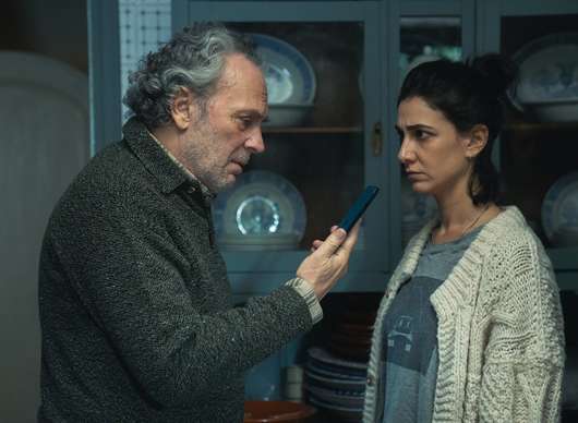 Falešné pravdy: Netflix přinese psychologickou detektivku | Fandíme filmu