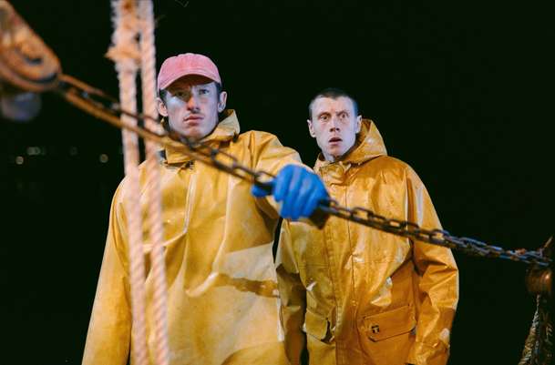Růže z Nevady: V mysteriózním sci-fi dramatu se kontinuita času rozpadá před očima | Fandíme filmu