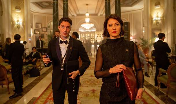 Rich Flu: V absurdní satiře zabíjí záhadný virus pouze bohaté | Fandíme filmu