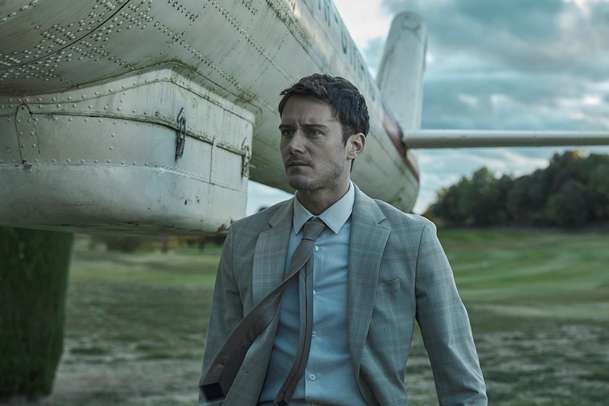 Rich Flu: V absurdní satiře zabíjí záhadný virus pouze bohaté | Fandíme filmu