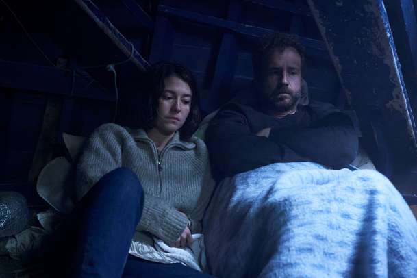 Rich Flu: V absurdní satiře zabíjí záhadný virus pouze bohaté | Fandíme filmu