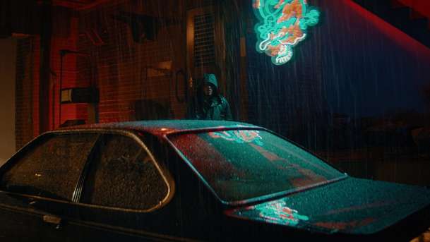 Rain Catcher: Voyeur v mrazivém thrilleru uvidí víc než by mu bylo milé | Fandíme filmu
