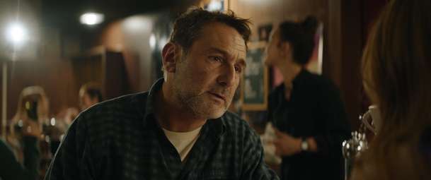 Miláčku, náš soused je vrah: Do českých kin míří detektivní komedie | Fandíme filmu