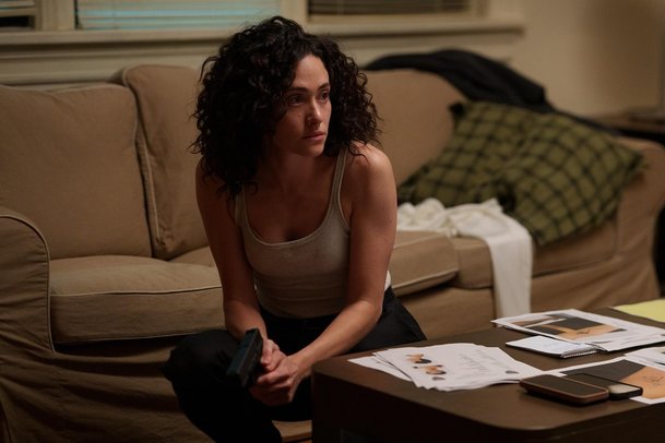 Posedlost: Na Disney+ vstupuje nová ostrá vyšetřovatelská série | Fandíme serialům