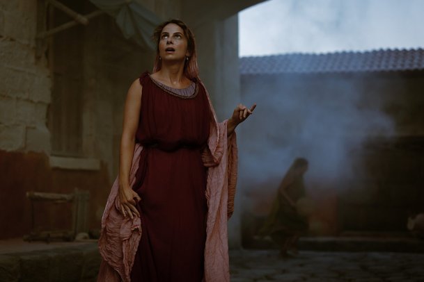 Pompeje: Město zmrazené v čase s Tomem Hiddlestonem | Fandíme serialům