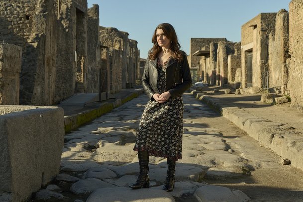 Pompeje: Město zmrazené v čase s Tomem Hiddlestonem | Fandíme serialům