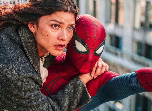 Spider-Man: Zbrusu nový den – Oficiální finální trailer a sada plakátů těsně před premiérou | Fandíme filmu