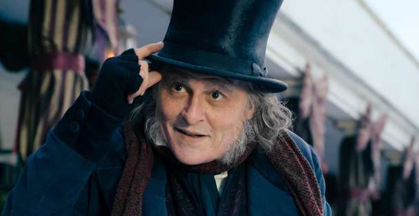 Ebenezer: Vánoční koleda – Johnny Depp je zpátky v záři reflektorů, spolu se sváteční klasikou | Fandíme filmu